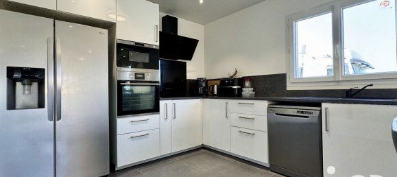 3 bedrooms House in Cavaillon, France No. 338504 12