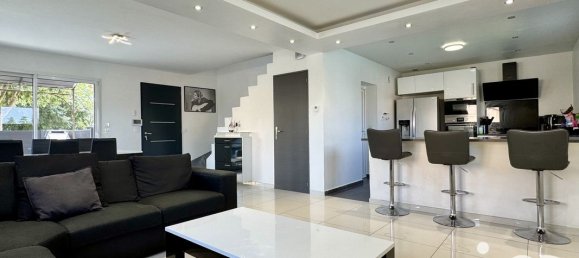 3 bedrooms House in Cavaillon, France No. 338504 10