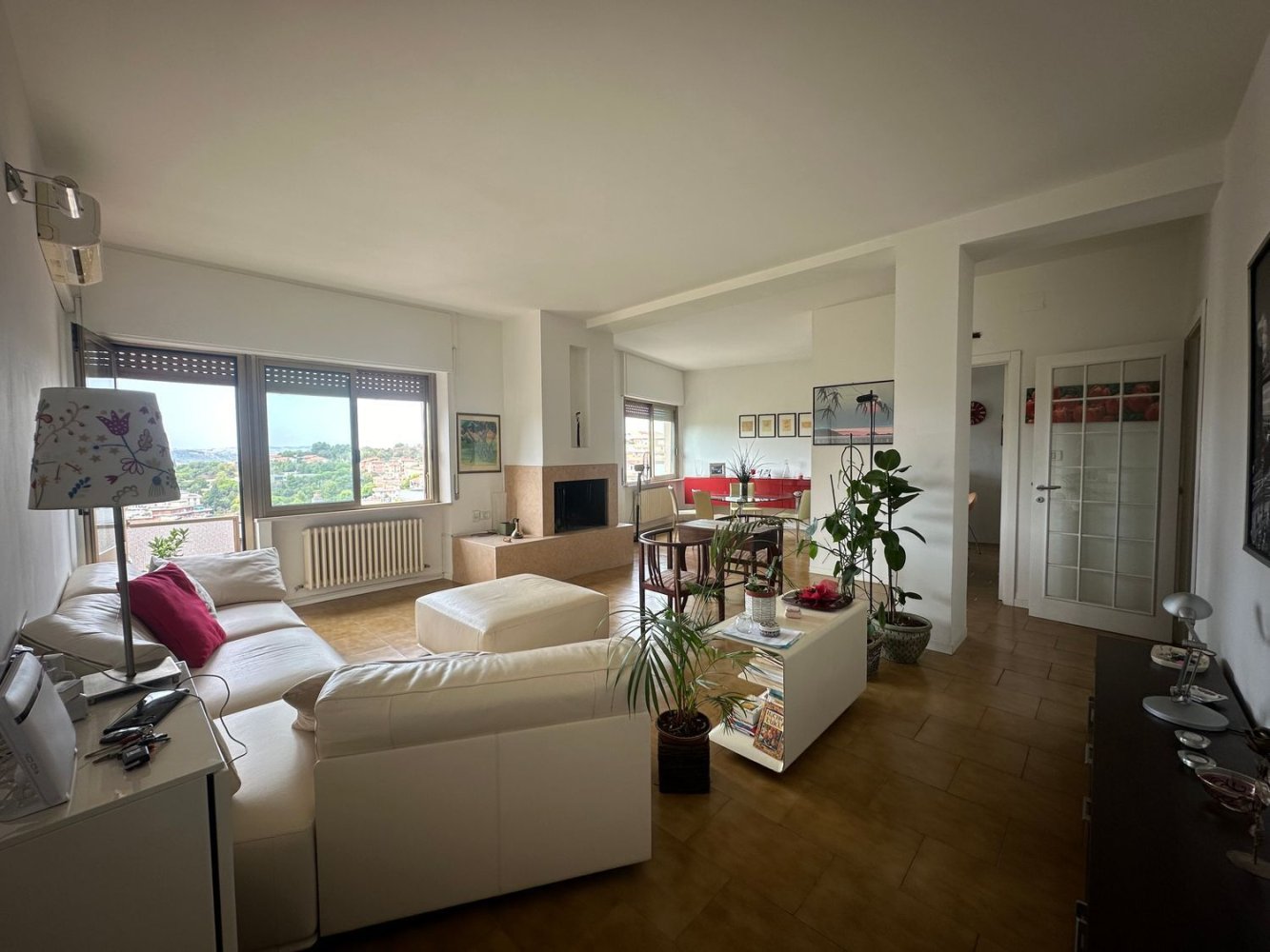 5 rooms Apartment in Ancona, Italy No. 222517