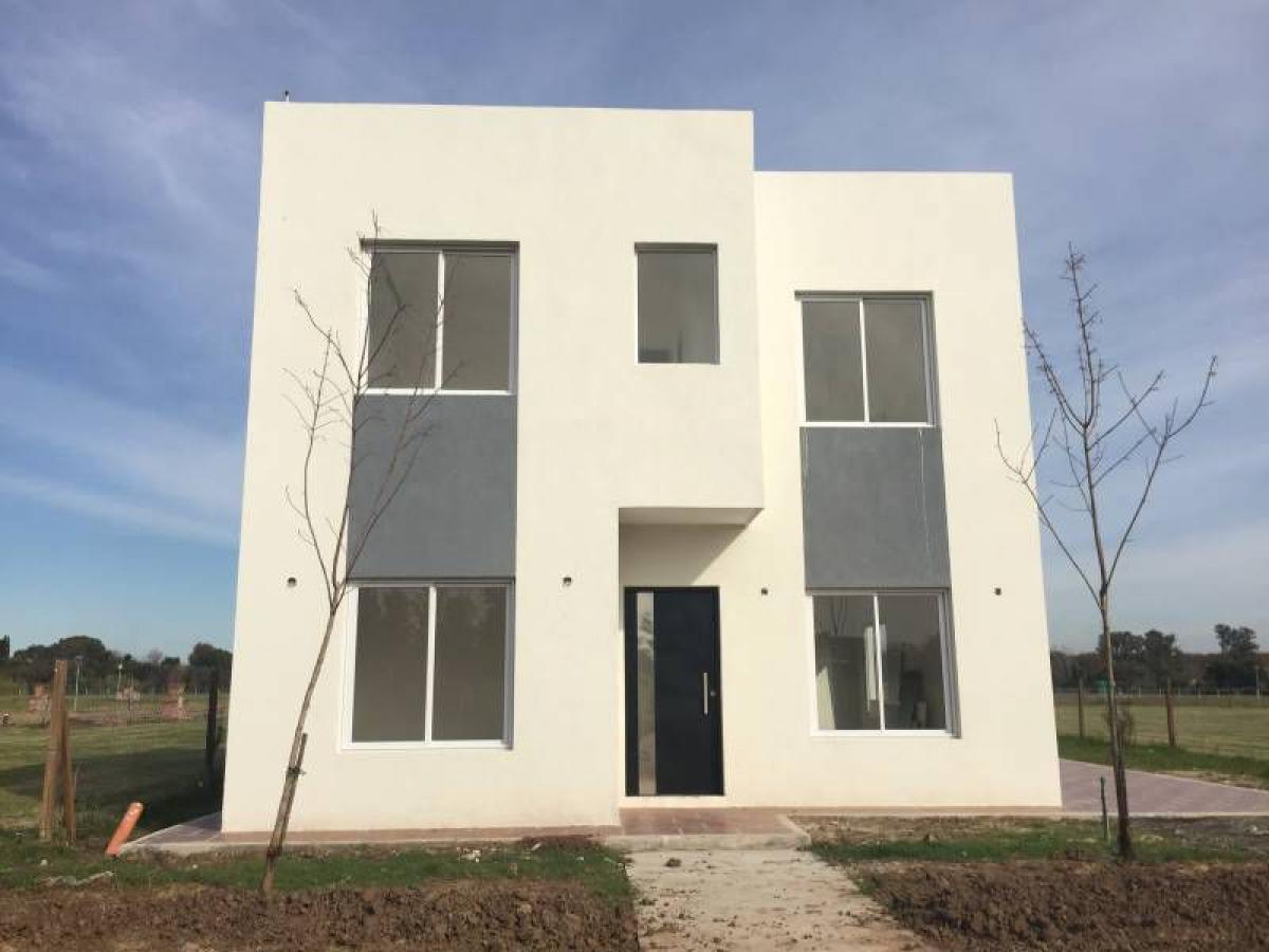 Casa T4 em Pilar, Argentina N.º 11566