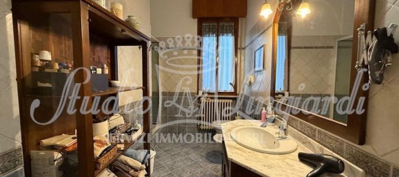 4 Schlafzimmer Wohnung in Lodi, Italy, Nr. 364606 13