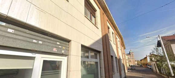 8 rooms Apartment in Mathi, Italy No. 9039 3