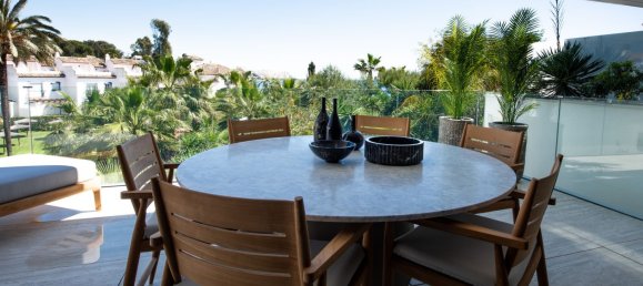 2 chambres Appartement à Estepona, Spain No. 134186 23