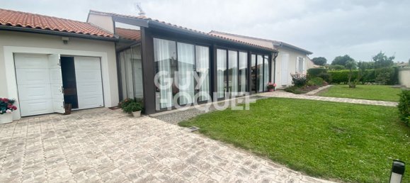 4 bedrooms House in Cugnaux, France No. 195120 12