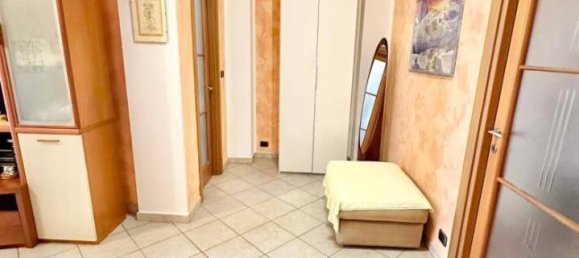 2 rooms Apartment in Turin, Italy No. 123906 3