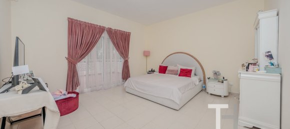 Villa de 4 dormitorios en Meadows, UAE No. 94294 11