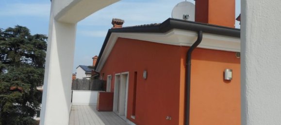 5 bedrooms Penthouse in Vicenza, Italy No. 337947 22