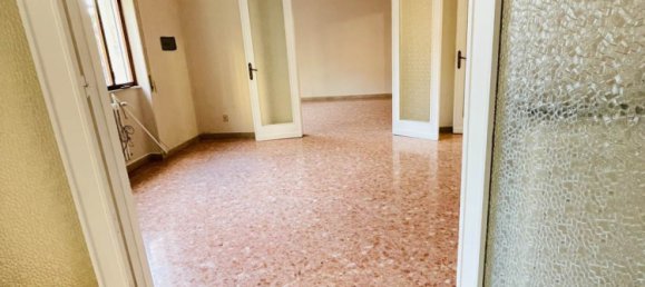 4 bedrooms Apartment in Palermo, Italy No. 275532 18