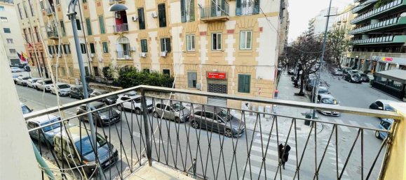 4 bedrooms Apartment in Palermo, Italy No. 275532 19