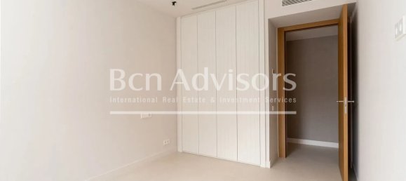 Apartamento de 4 dormitorios en Barcelona, Spain No. 151827 15