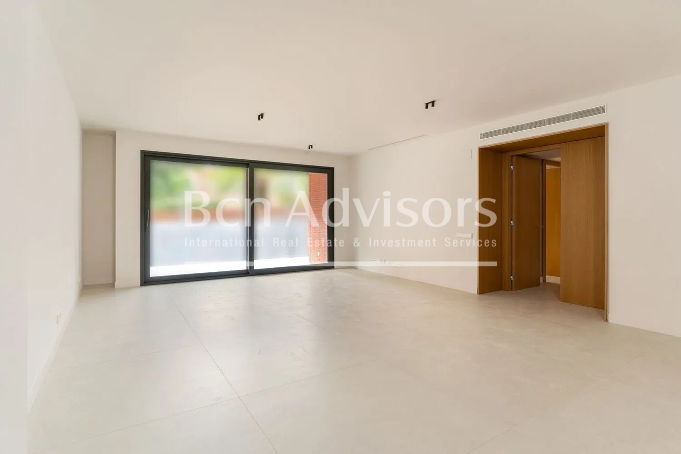 Apartamento de 4 dormitorios en Barcelona, Spain No. 151827