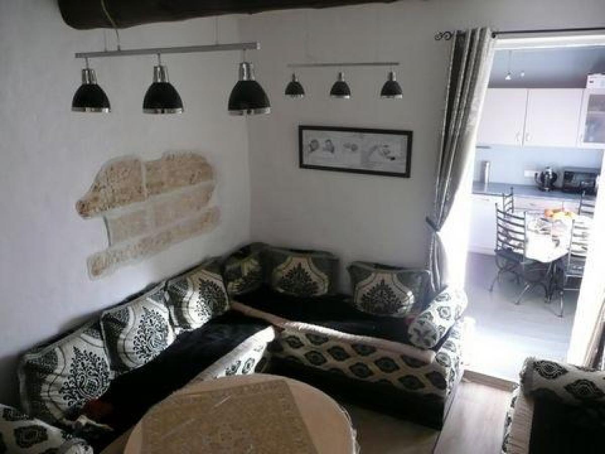 Casa de 2 dormitorios en Manduel, France No. 27214