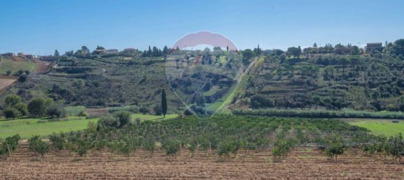 Terreno em Caltagirone, Italy 43456 m² N.º 56253 29