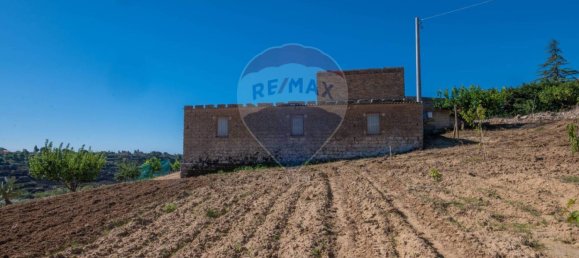 Terreno em Caltagirone, Italy 43456 m² N.º 56253 32
