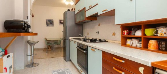 4 rooms Apartment in Turin, Italy No. 156865 8