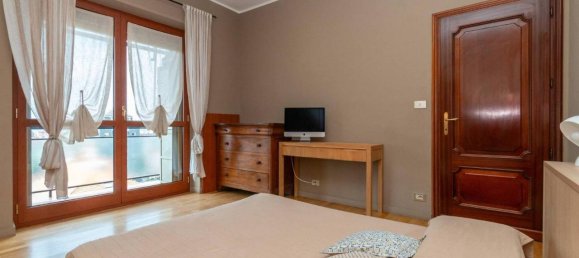 4 rooms Apartment in Turin, Italy No. 156865 16