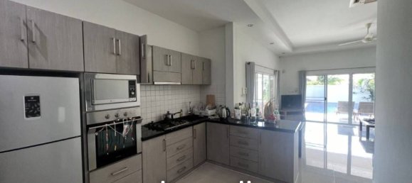 4 bedrooms Villa in Hua Hin, Thailand No. 25737 5