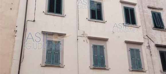 3 rooms Apartment in Livorno, Italy No. 41749 43