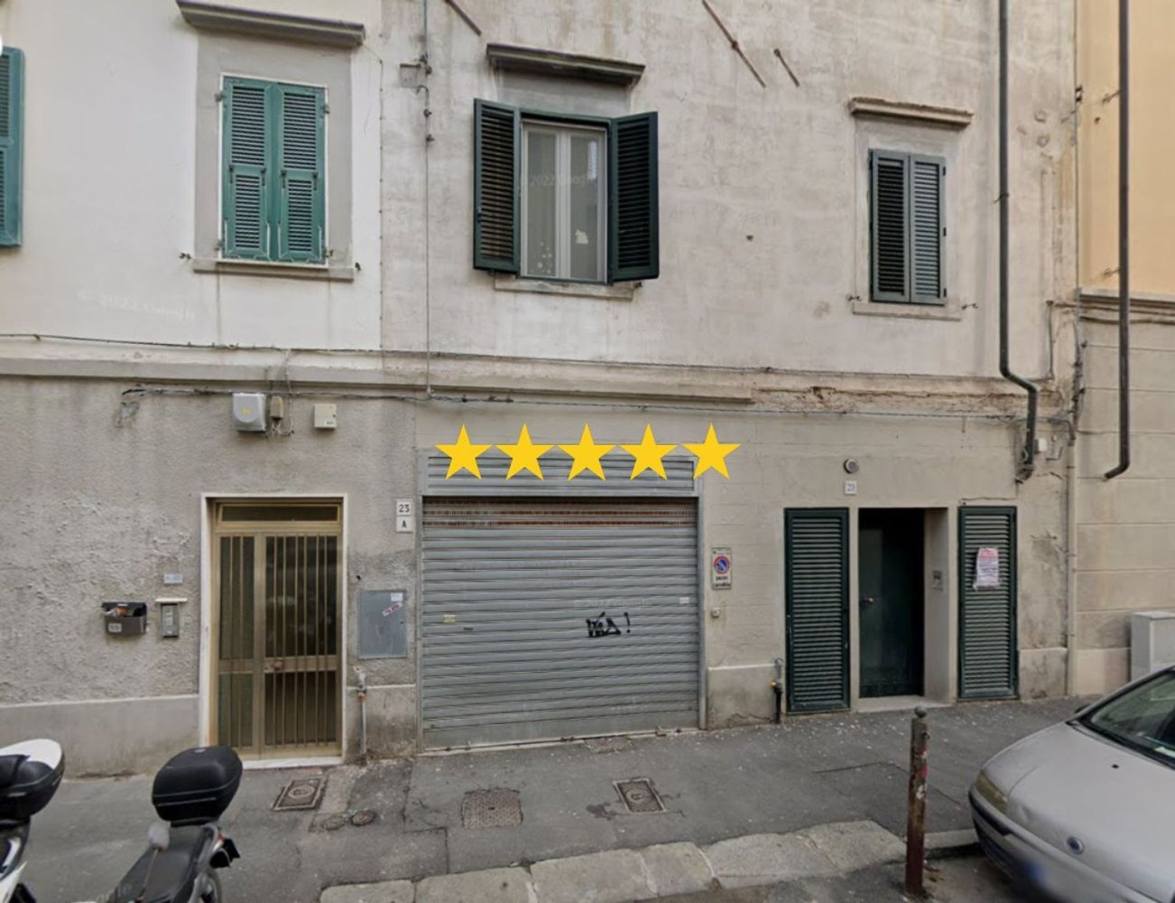 3 rooms Apartment in Livorno, Italy No. 41749