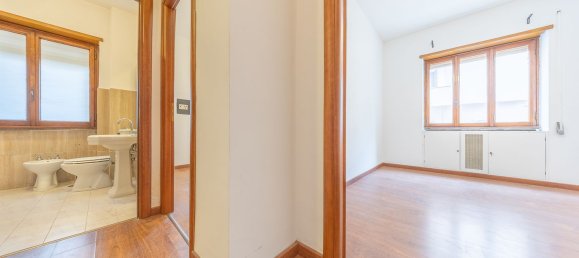 4-salle Appartement à Rome, Italy No. 258005 2