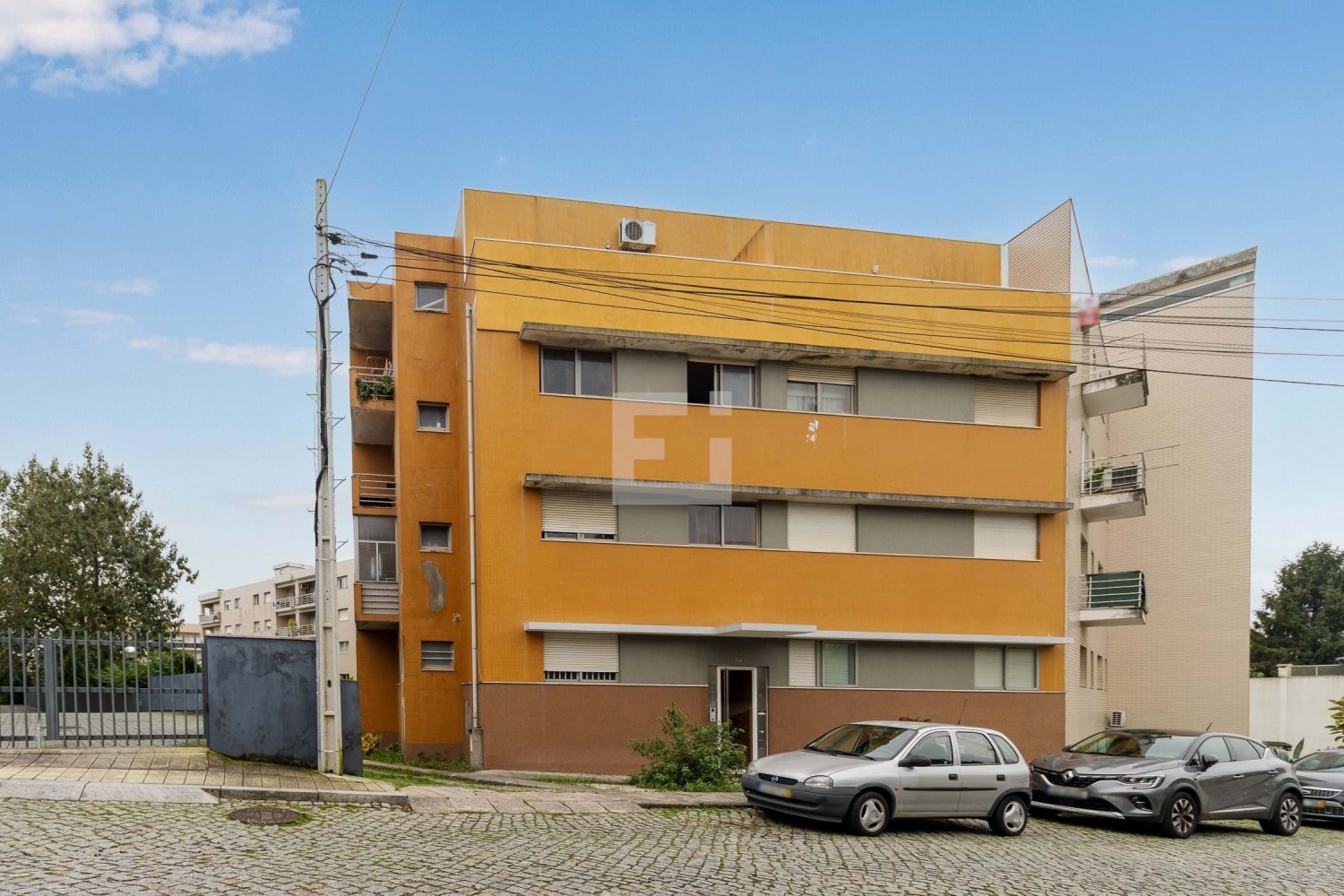 3 bedrooms Apartment in Rio Tinto, Portugal No. 225190