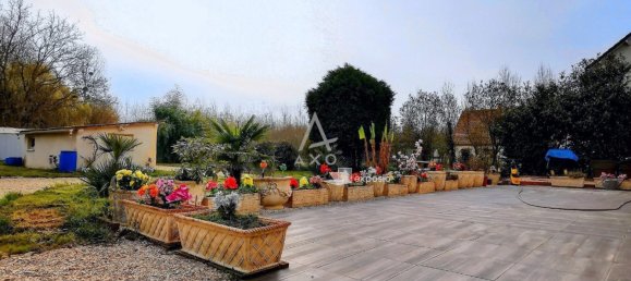 4 bedrooms House in Fontenay-sur-Loing, France No. 90034 14