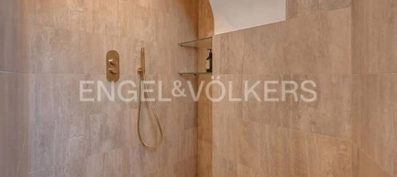 Villa de 5 dormitorios en Laglio, Italy No. 131615 21