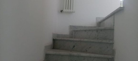 4-Zimmer Haus in Carrara, Italy, Nr. 48092 41