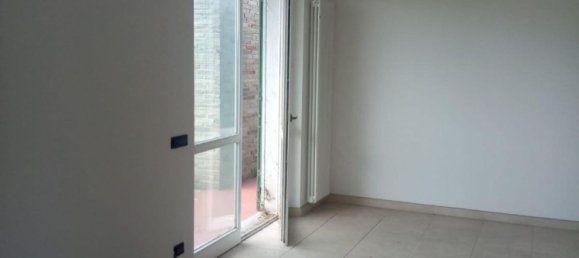 4-Zimmer Haus in Carrara, Italy, Nr. 48092 10