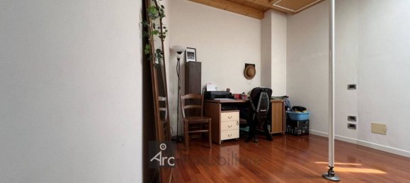 3 غرف نوم فيلا في Vicenza, Italy رقم 278296 30