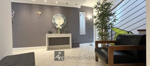 3 غرف نوم فيلا في Vicenza, Italy رقم 278296 19