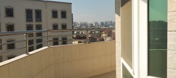 Квартира с 4 спальнями в Баку, Азербайджан № 341 21