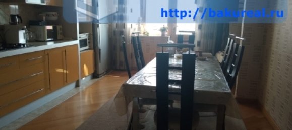 Квартира с 4 спальнями в Баку, Азербайджан № 341 35