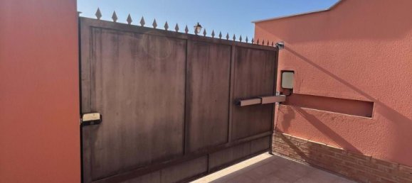 4 bedrooms House in Andalusia, Spain No. 143327 3