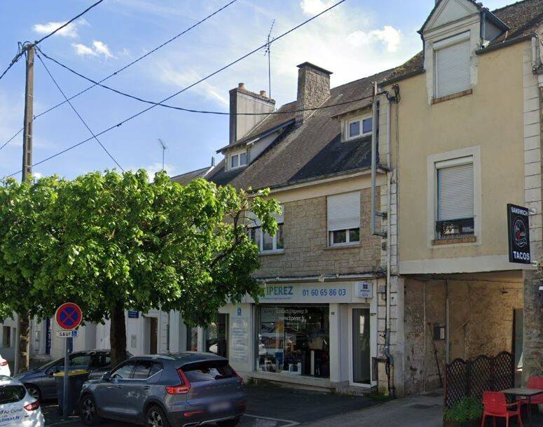 Gebäude in Saint-Fargeau-Ponthierry, France, Nr. 174029