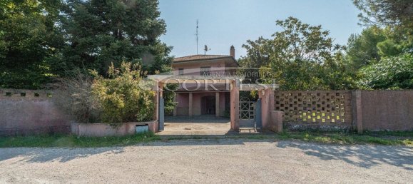 8 غرف نوم شقة في Mondolfo, Italy رقم 320316 21