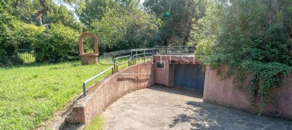 8 غرف نوم شقة في Mondolfo, Italy رقم 320316 12