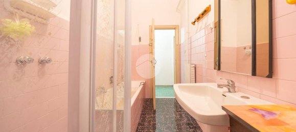4-salle Appartement à San Polo dei Cavalieri, Italy No. 135139 16