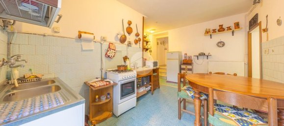 4-salle Appartement à San Polo dei Cavalieri, Italy No. 135139 8