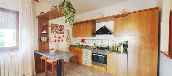 3 rooms Apartment in Acquapendente, Italy No. 48556 5