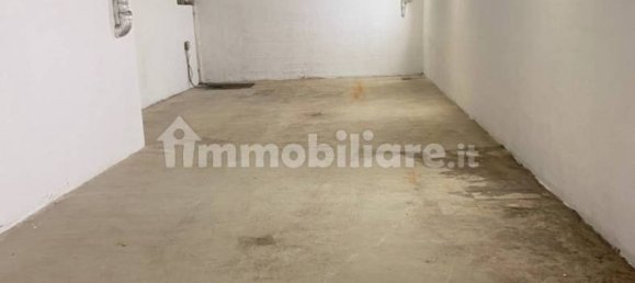 110m² Garage in Diano Marina, Italy No. 355501 2