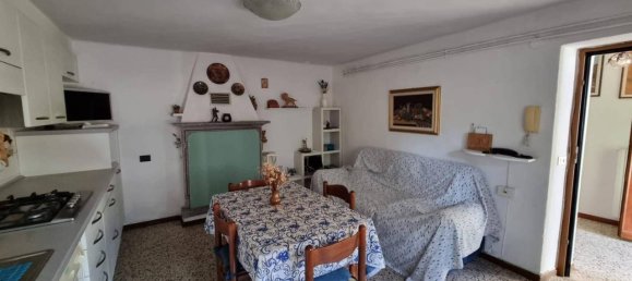 6 rooms House in Morbegno, Italy No. 170919 2