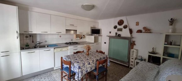 6 rooms House in Morbegno, Italy No. 170919 4