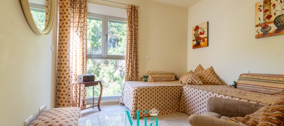 5 bedrooms Villa in Alicante, Spain No. 93584 19