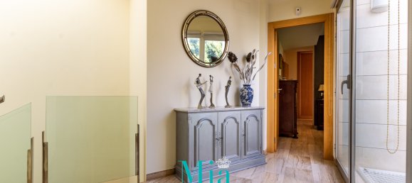 5 bedrooms Villa in Alicante, Spain No. 93584 17