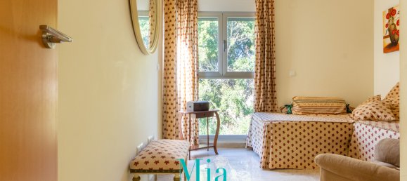 5 bedrooms Villa in Alicante, Spain No. 93584 18