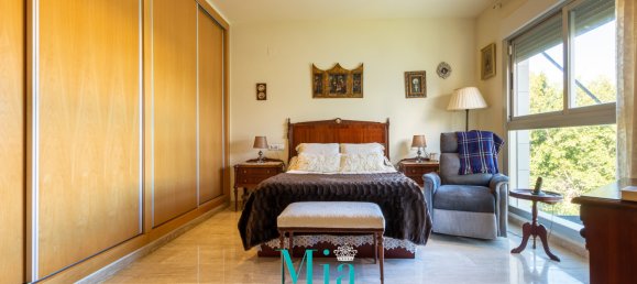 5 bedrooms Villa in Alicante, Spain No. 93584 15