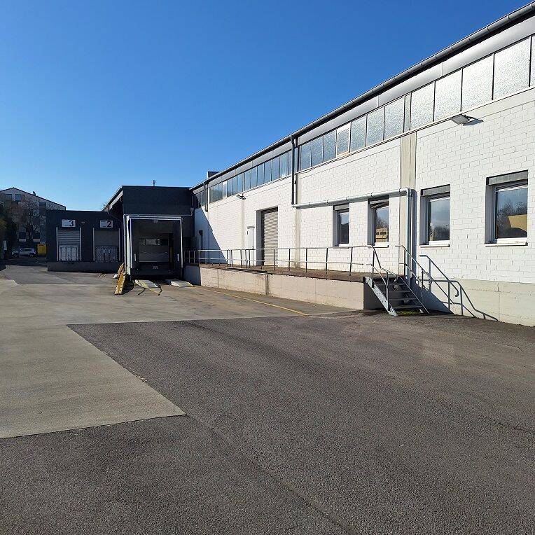 Armazém em Aachen, Germany 15200 m² N.º 370301