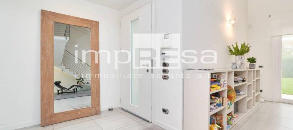 3 bedrooms Villa in Preganziol, Italy No. 65632 7