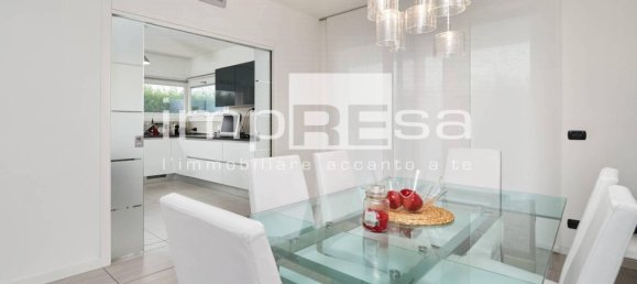 3 bedrooms Villa in Preganziol, Italy No. 65632 11